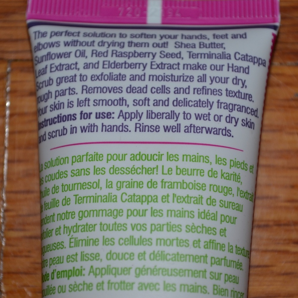 Human + Kind Hand Scrub Elderflower + Raspberry - Picture 7 of 7